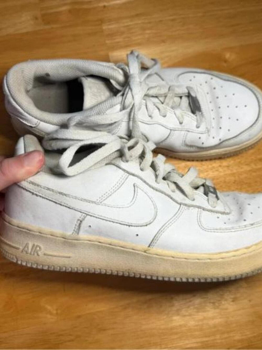 Nike Air Force 1 Low White Leather Sneakers Big Kids 7Y (Women's 8.5)